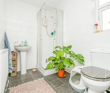 Railway Street - Photo 5