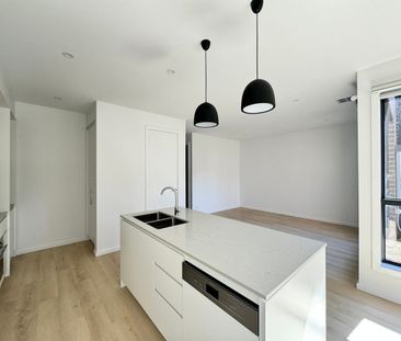 Low Maintenance Living! - Photo 6