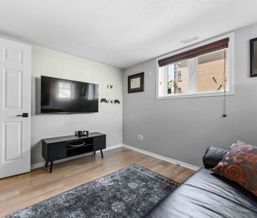 Ground‑Floor 2 Bedroom, 1.5 Bathroom – 110 Briargate Pvt, Unit 1 (O... - Photo 4