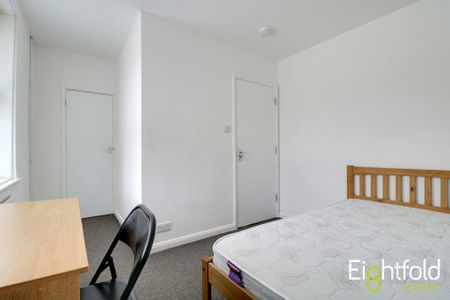 7 bedroom end of terrace house to rent - Photo 5