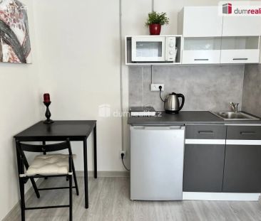 Pronájem bytu 1+kk 18 m² - Photo 1
