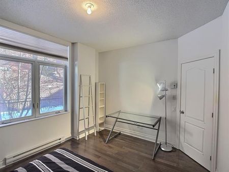 11 Av. Hillside - Photo 2