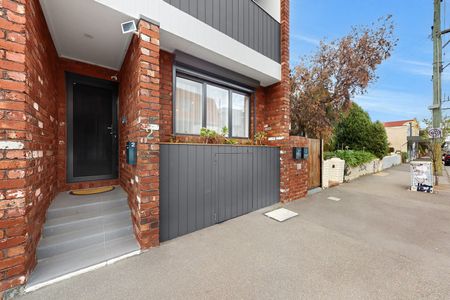2/116 Nicholson Street, Brunswick East VIC 3057 - Photo 4