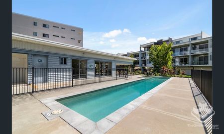 Modern 1 Bedroom Apartment in Neo North Lakes – Available Now - Photo 4