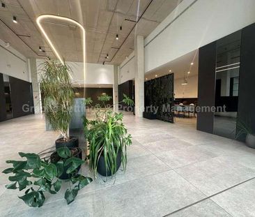 Wharf End, Old Trafford, Manchester, M17 - Photo 4