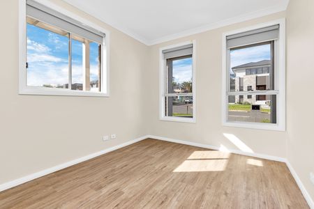 78 Natasha Parade, Rouse Hill NSW 2155 - House For Rent | Domain - Photo 5