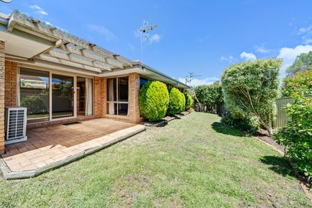 24 Rowntree Crescent, Isaacs ACT 2607 - House For Rent | Domain - Photo 2