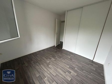 Location Maison 4 pièces 79m² CASTRES 81100 - Photo 5