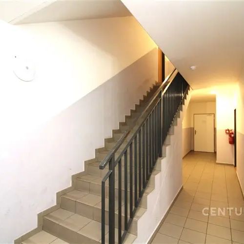 Pronájem útulného bytu 2+kk s parkovacím stáním - Фото 1