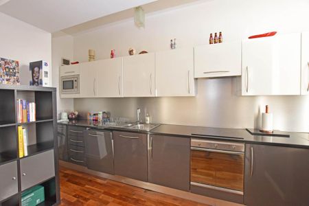 2 bedroom flat to rent - Photo 5