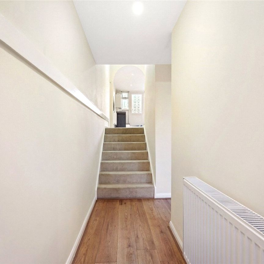 Coburg Crescent, Streatham, SW2, London - Photo 1