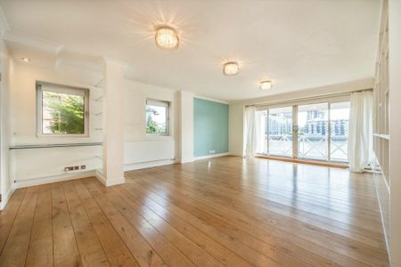 William Morris Way, Fulham, SW6 - Photo 2