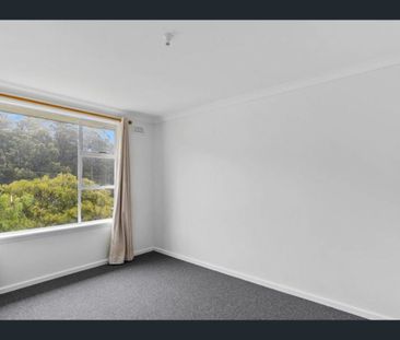 29 Cammeray Road, Claremont, Tas 7011 - Photo 2