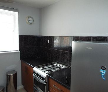 2 bedroom maisonette to rent - Photo 6