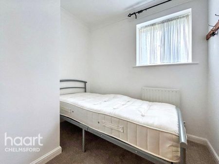 3 bedroom apartment to rent - Photo 3