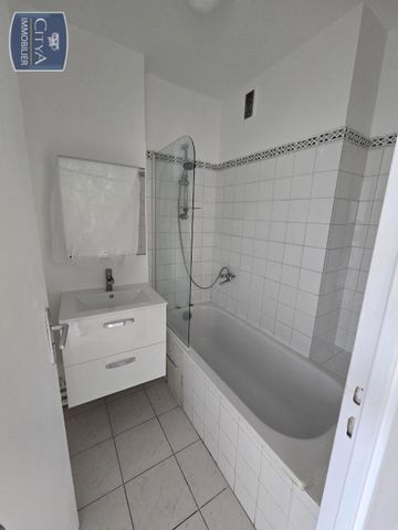 Location Appartement 4 pièces 67m² LE BOUSCAT 33110 - Photo 2