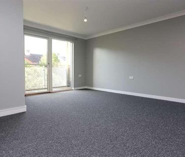 Turner House, Gordon Close, Portslade, BN41 - Photo 2