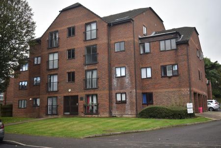 1 bedroom flat to rent - Photo 5