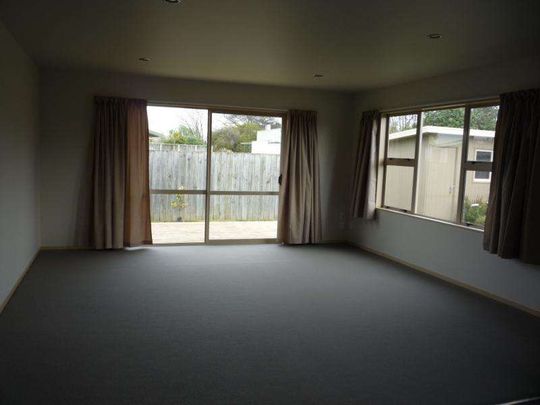 Three Bedroom Home - Photo 1