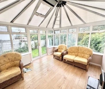 White Hart Lane, Romford, RM7 8LX, Property for rent - Photo 3