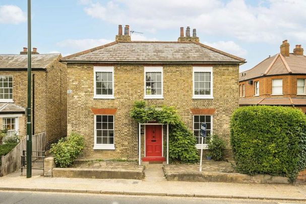 4 bedroom house to rent - Photo 1