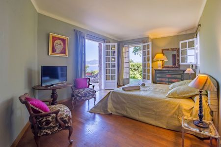 Rental Villa Ajaccio 7 Rooms 250 m² - Photo 5