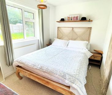 3 bedroom semi-detached house to rent - Photo 6