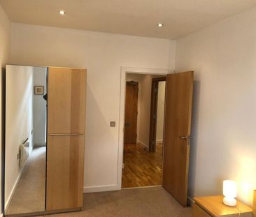 1 bedroom Flat To Let - Photo 1