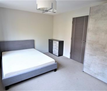 3 bedroom terraced house to rent - Photo 5