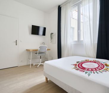 COLOMBES Roommate 17 Bedrooms at Colombes - Photo 3