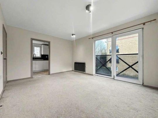 Amberside Court Hardings Close, HP3 - Photo 1