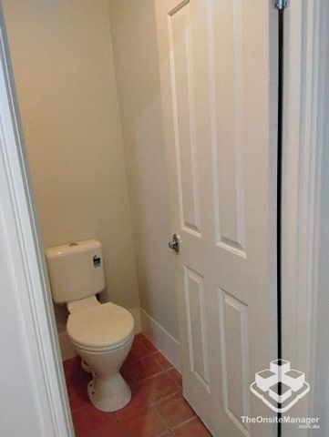 3 Bedroom Townhouse Lifestyle - Photo 3