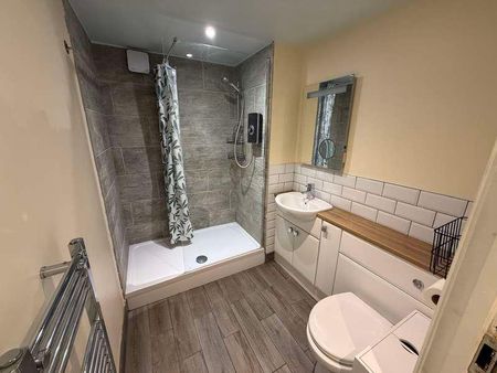 Kisar Court, Salisbury Street, SO15 - Photo 2