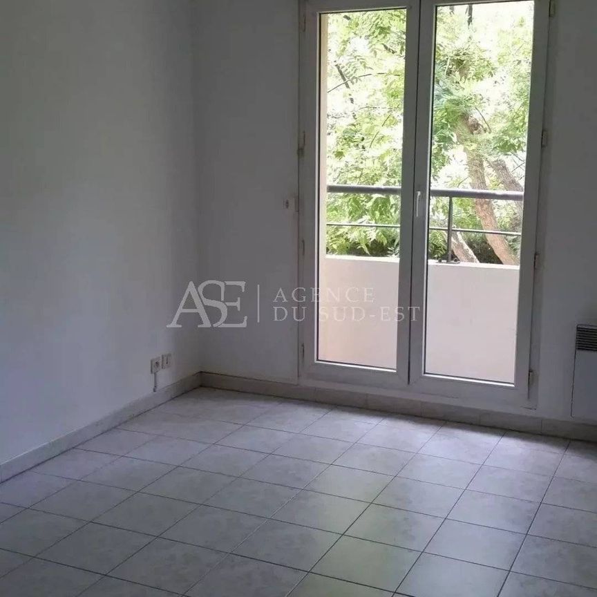 Location Appartement - Photo 1