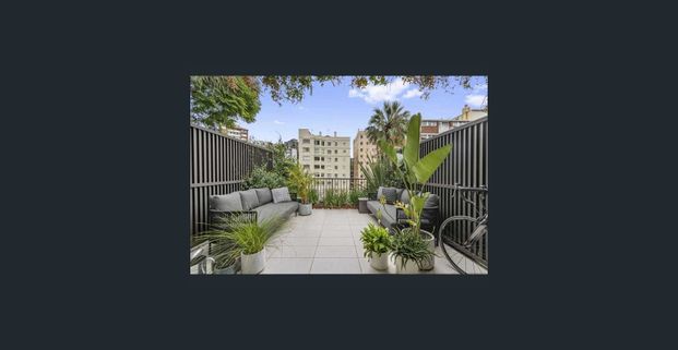 MODERN STUDIO WITH PRIVATE TERRACE & LEAFY OUTLOOK! - Photo 1