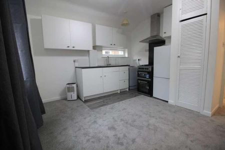 Gladstone Road, Watford, WD17 - Photo 2