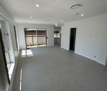 1/110-112 Albert Street, WERRINGTON NSW 2747 - Photo 6