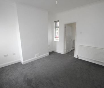 3 bedroom detached house to rent - Photo 2