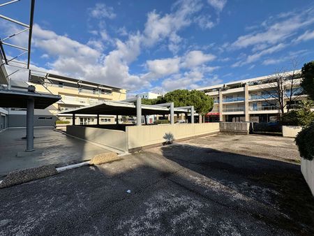 Location Appartement 2 pièces 42m² - Photo 4