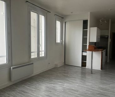 Location appartement 1 pièce, 29.90m², Rochefort - Photo 3