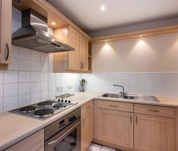 2 bedroom flat to rent - Photo 5