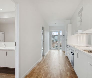 2-værelses lejlighed med solrig altan i en arkitekttegnet ejendom p... - Photo 6