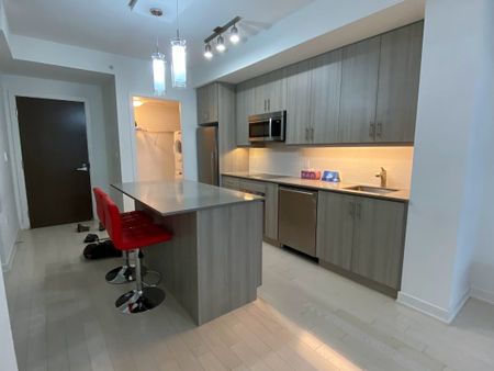 For Lease - 1 The Esplanade Avenue Unit# 3307, Toronto, Ontario - Photo 4