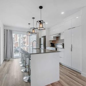 2 CH - 1 SDB - L'Assomption - $1,820 /mo - Photo 2