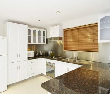 2/7 Fyans Street, Geelong - Photo 4