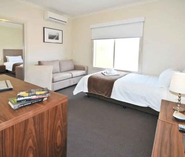 Room 8 (Non Ensuite) - Photo 5