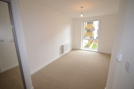 1 bedroom flat to rent - Photo 3