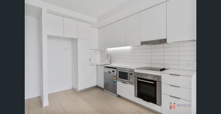 Level 6 Modern One-Bedroom Apartment for Rent - Fortitude Valley - Photo 3