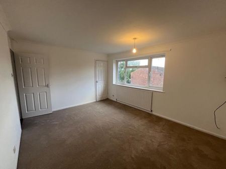 2 bedroom semi-detached house to rent - Photo 3