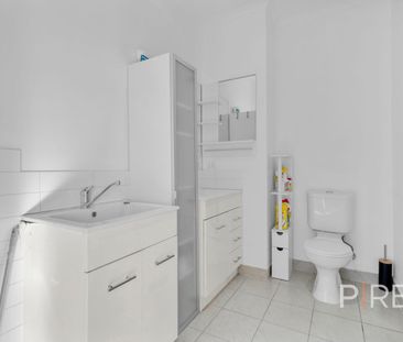 2-Bedroom Unit in the Heart of Dandenong - Photo 5